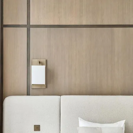 Urban Flat 191 - Luxury 3 Bedroom - Madeleine