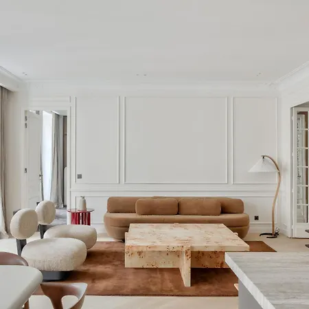 Urban Flat 191 - Luxury 3 Bedroom - Madeleine Apartment *