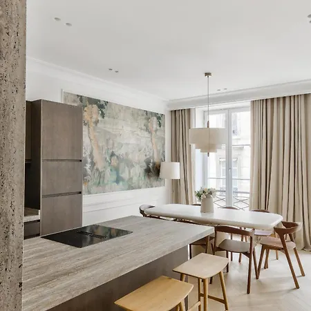 Apartment Urban Flat 191 - Luxury 3 Bedroom - Madeleine *