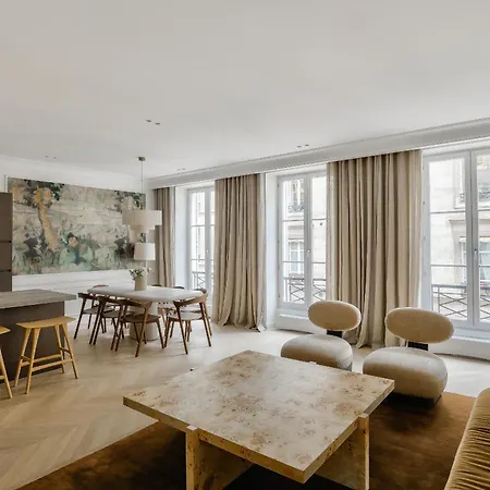 Apartment Urban Flat 191 - Luxury 3 Bedroom - Madeleine *