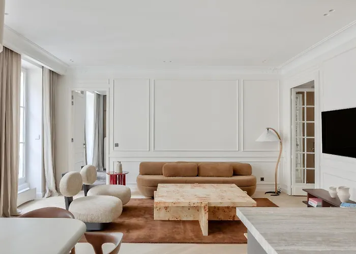 Urban Flat 191 - Luxury 3 Bedroom - Madeleine Lägenhet *