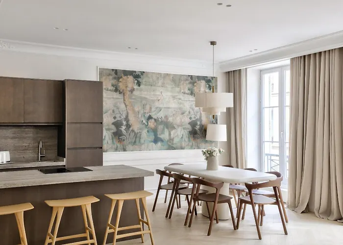 Urban Flat 191 - Luxury 3 Bedroom - Madeleine Paris