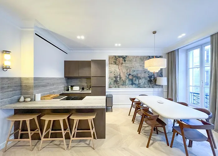 Urban Flat 191 - Luxury 3 Bedroom - Madeleine * Paris