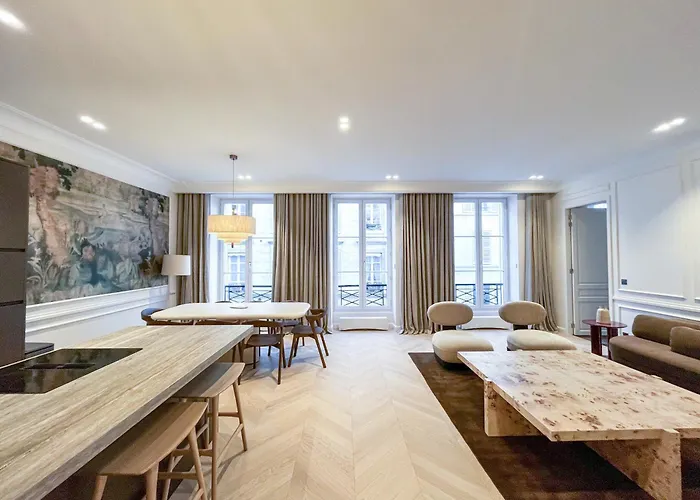 Urban Flat 191 - Luxury 3 Bedroom - Madeleine Lägenhet